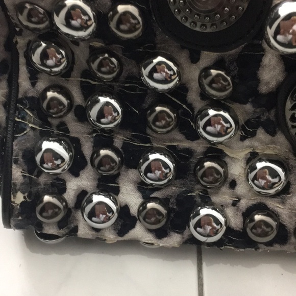 Purse - Picture 2 of 3